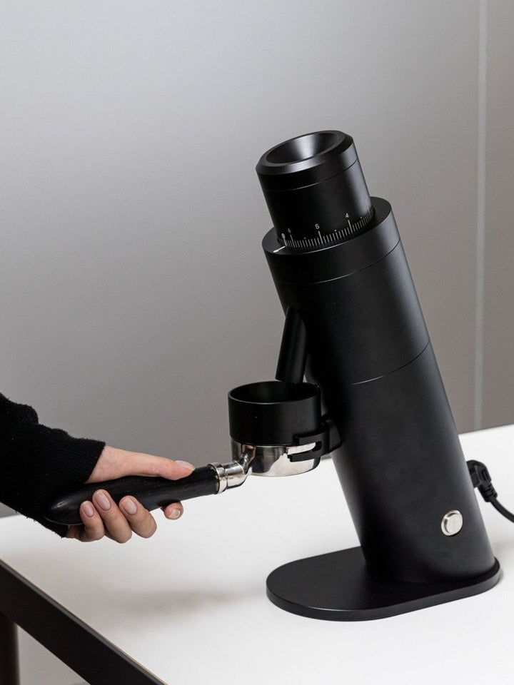 Option-O Lagom P64 - Silver - Coffee Grinder - Bean Bros.