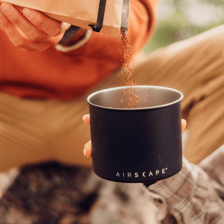 Airscape Classic Coffee Canister – Matt Black, 950 ml - Bean Bros.