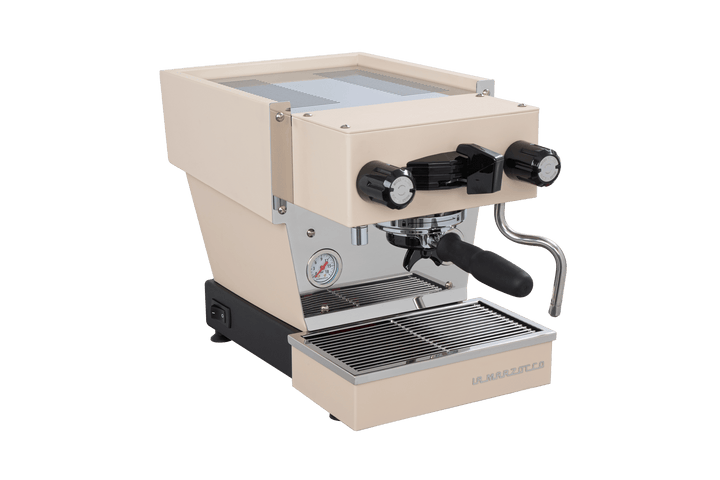 La Marzocco Linea Micra in Crème, Dreiviertelansicht