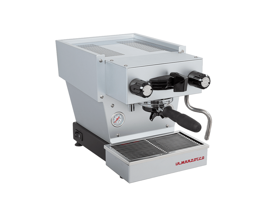 La Marzocco Linea Micra in Hellgrau, Dreiviertelansicht
