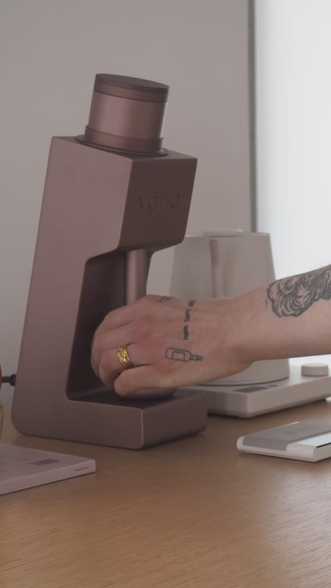 Varia VS4 - Präzisions-Kaffeemühle mit konischem Mahlwerk - Rose