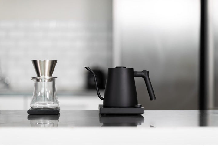 Varia AURA Kettle 0.8L - Black - Bean Bros.