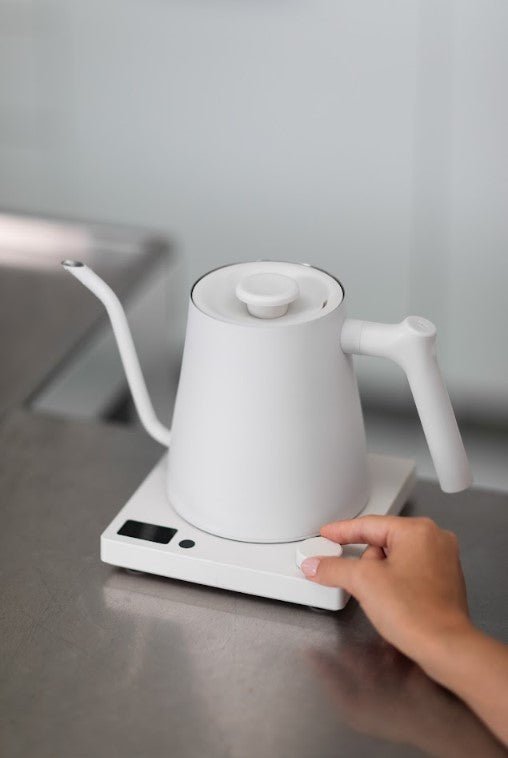 Varia AURA Kettle 0.8L - White - Bean Bros.