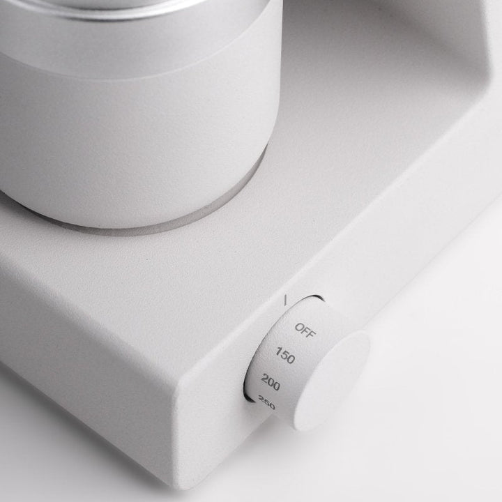 Close-up of the Varia VS4 speed dial