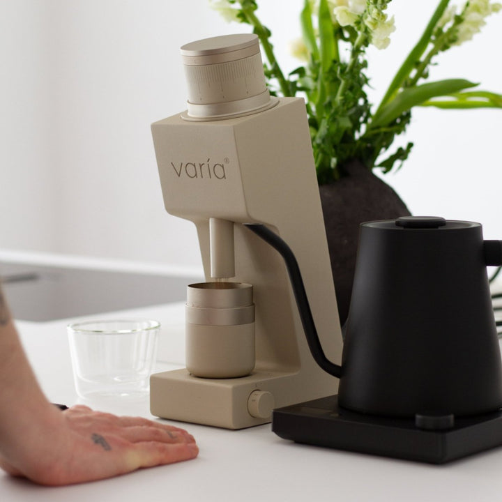 Varia VS4 - Precision Coffee Grinder with Conical Burr - Sand - Bean Bros.
