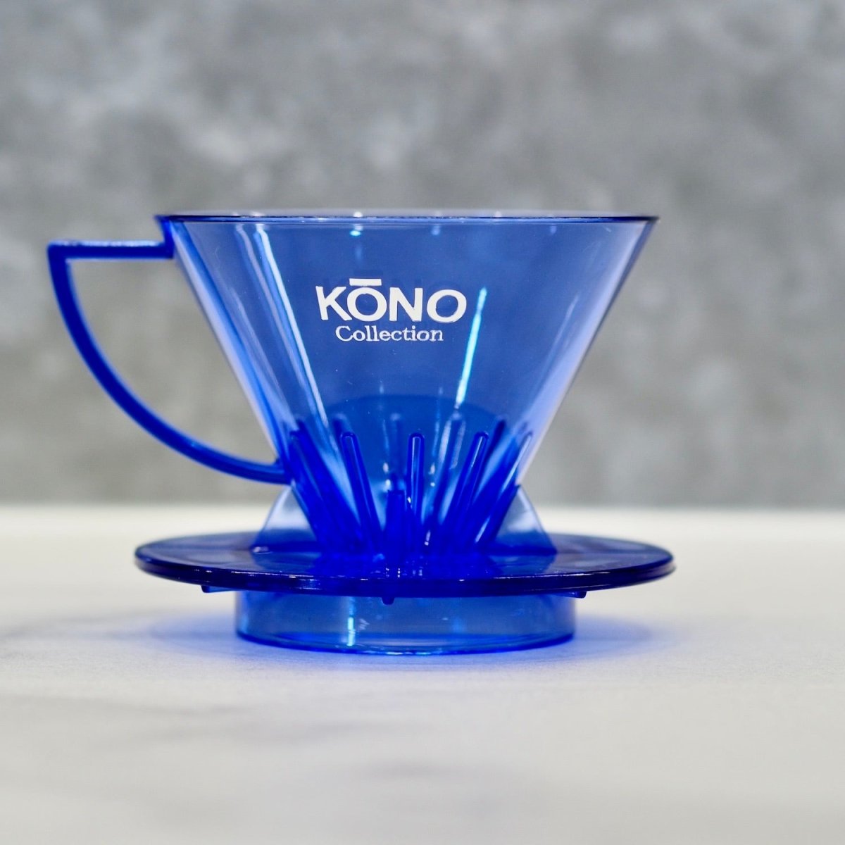 Blue Dripper Brewing with the Kono Dripper – Bean Bros.
