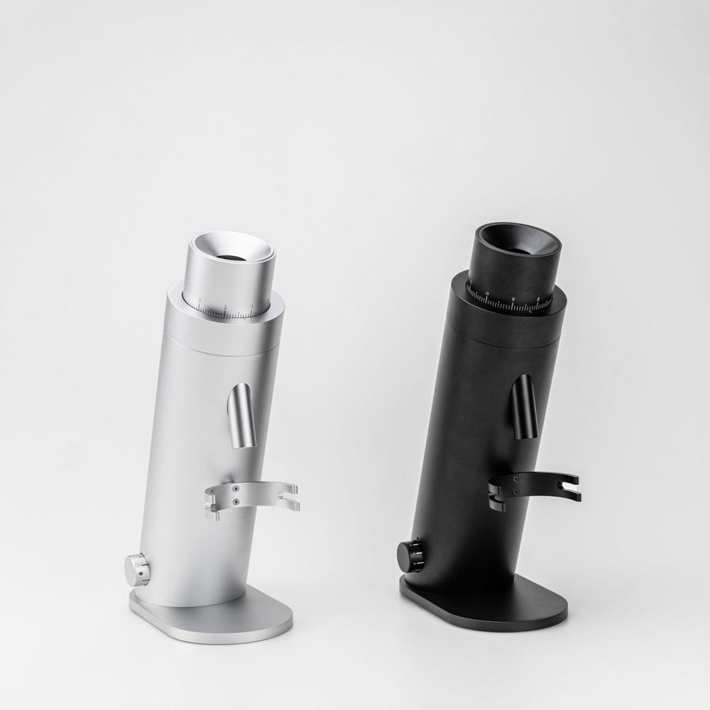 Option-O - LAGOM P64 - Black - Coffee Grinder - Bean Bros.